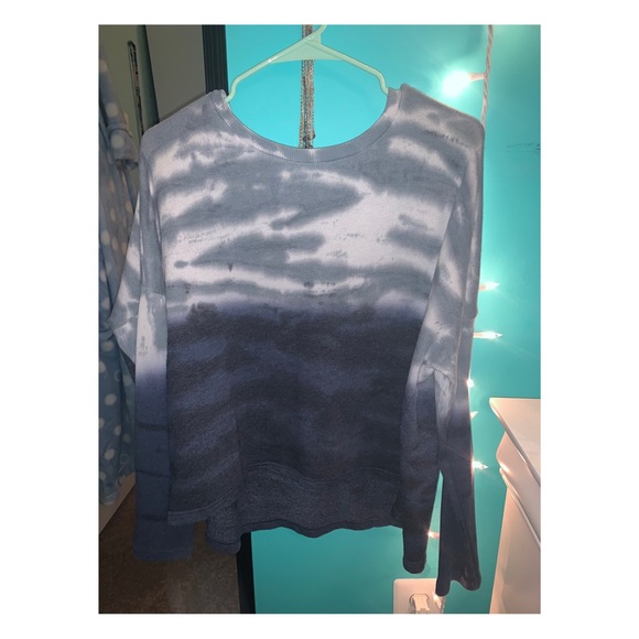 American Eagle Outfitters Tops - AE Tie Dye Crewneck Sweatshirt
